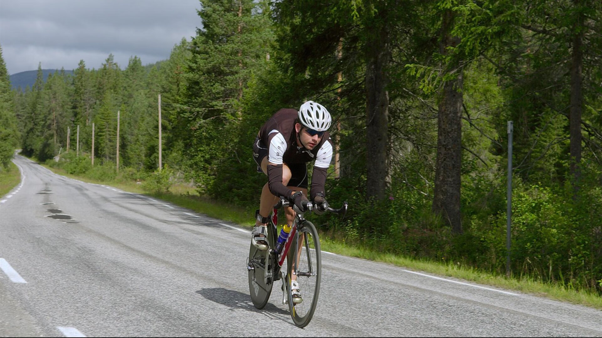 足球裁判技术装备实现智能化，执法更公平，足球裁判工具包